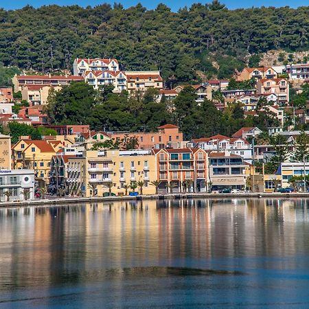 A & B Minimal Suite Ιι With Sea View In Argostoli Ngoại thất bức ảnh