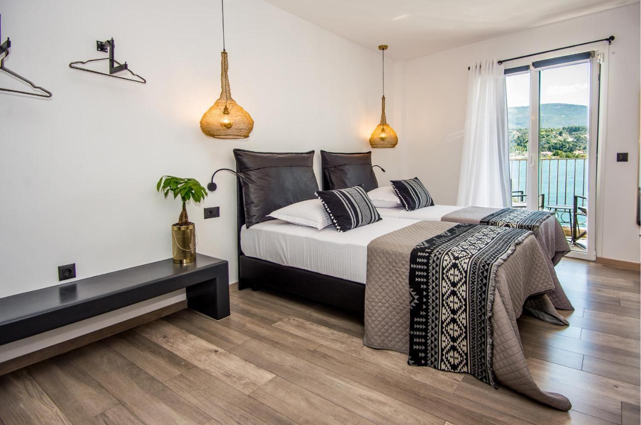 A & B Minimal Suite Ιι With Sea View In Argostoli Ngoại thất bức ảnh