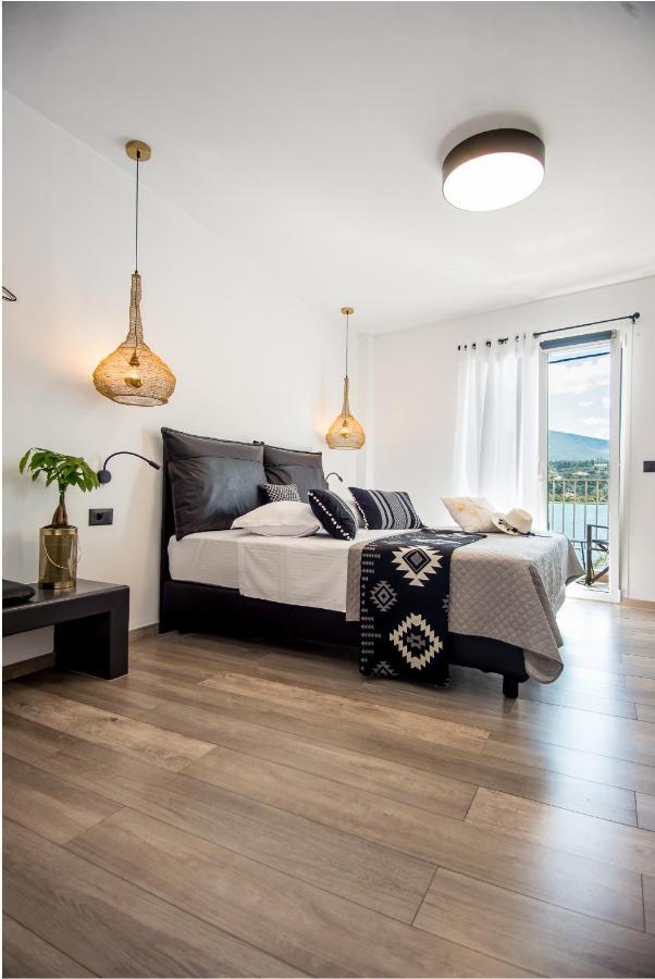 A & B Minimal Suite Ιι With Sea View In Argostoli Ngoại thất bức ảnh